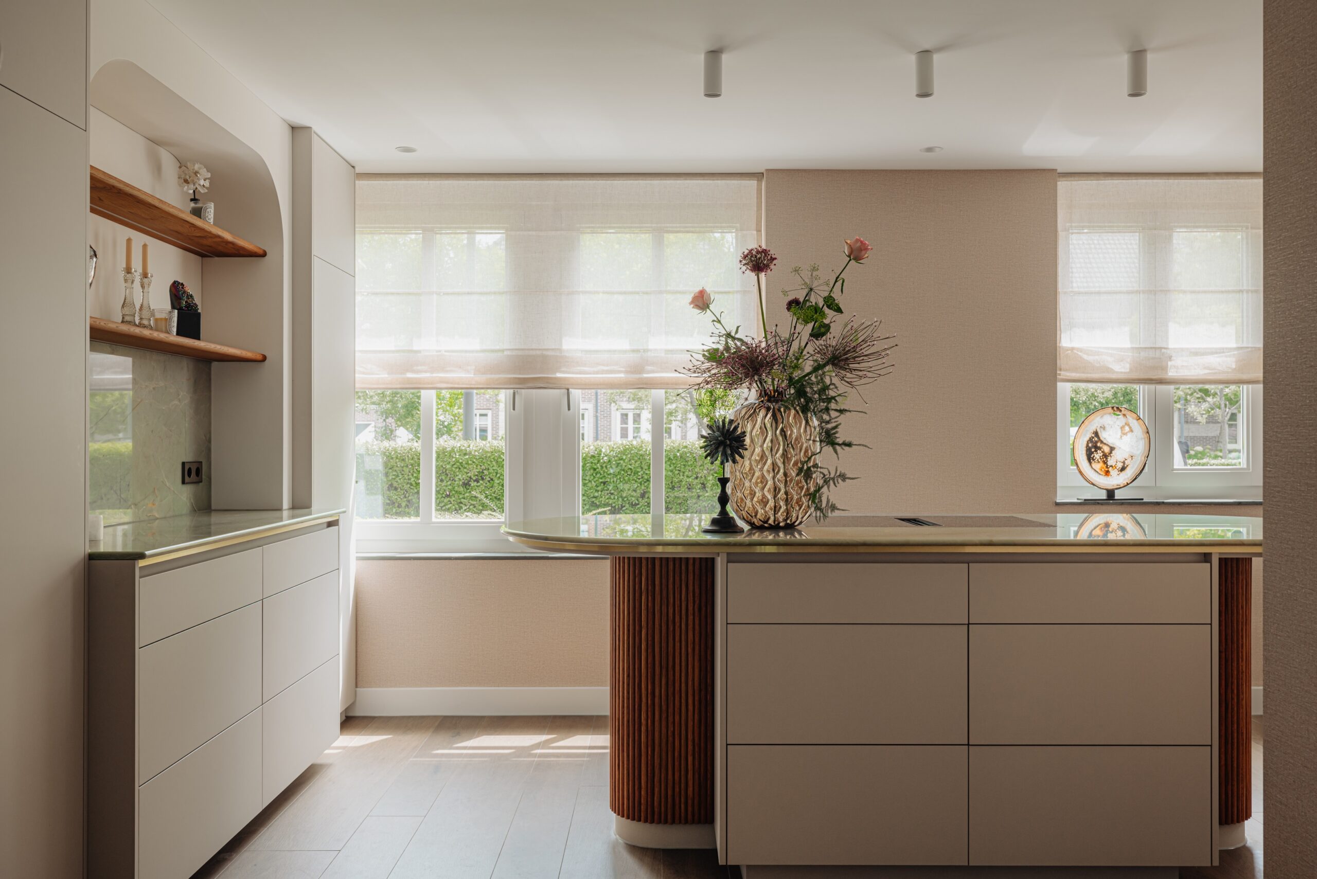 Interieur Luxe woonhuis Heemskerk SM-3 gespiegeld